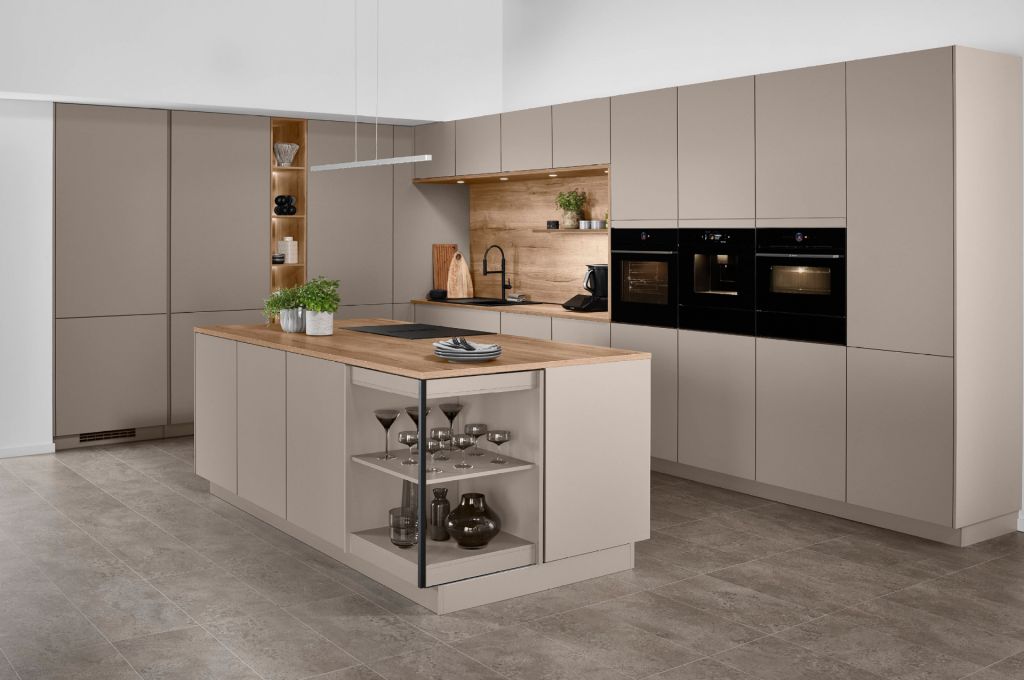 Moderne Einbauküche – Impression aus dem Küchenstudio von Möbel Nachtsheim in Andernach (10)