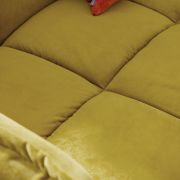 Sofa Hedda – 2-Sitzer, Velour, Senfgelb