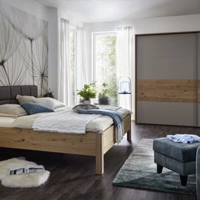 Bett Viana – Liegefläche ca. 180×200 cm, Balkeneiche furniert, Kunstleder Anthrazit