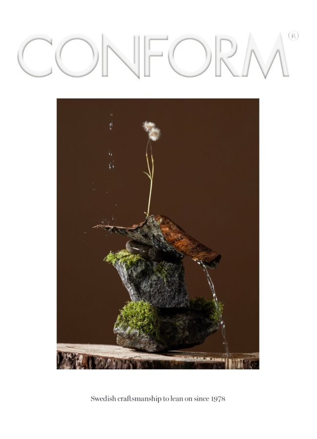 Cover des CONFORM Polstermöbel-Katalogs 2025