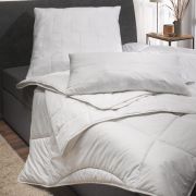 Steppdecke CASEA PARLAS – leicht, BL ca. 135×200 cm
