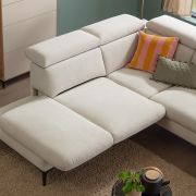 Ecksofa Felipa – Ecke links mit 2,5 -Sitzer rechts inkl. Relaxfunktion (motorisch), Sitzvorzug (motorisch) und Armlehne klappbar, Stoff, Natur
