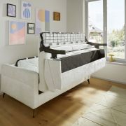 Schlafsofa Laredo – 2,5-Sitzer inkl. Schlaffunktion und Armlehne klappbar, Stoff, Offwhite