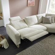 Ecksofa Leona – 2,5-Sitzer mit Ecke rechts inkl. Relaxfunktion motorisch, Stoff, Creme