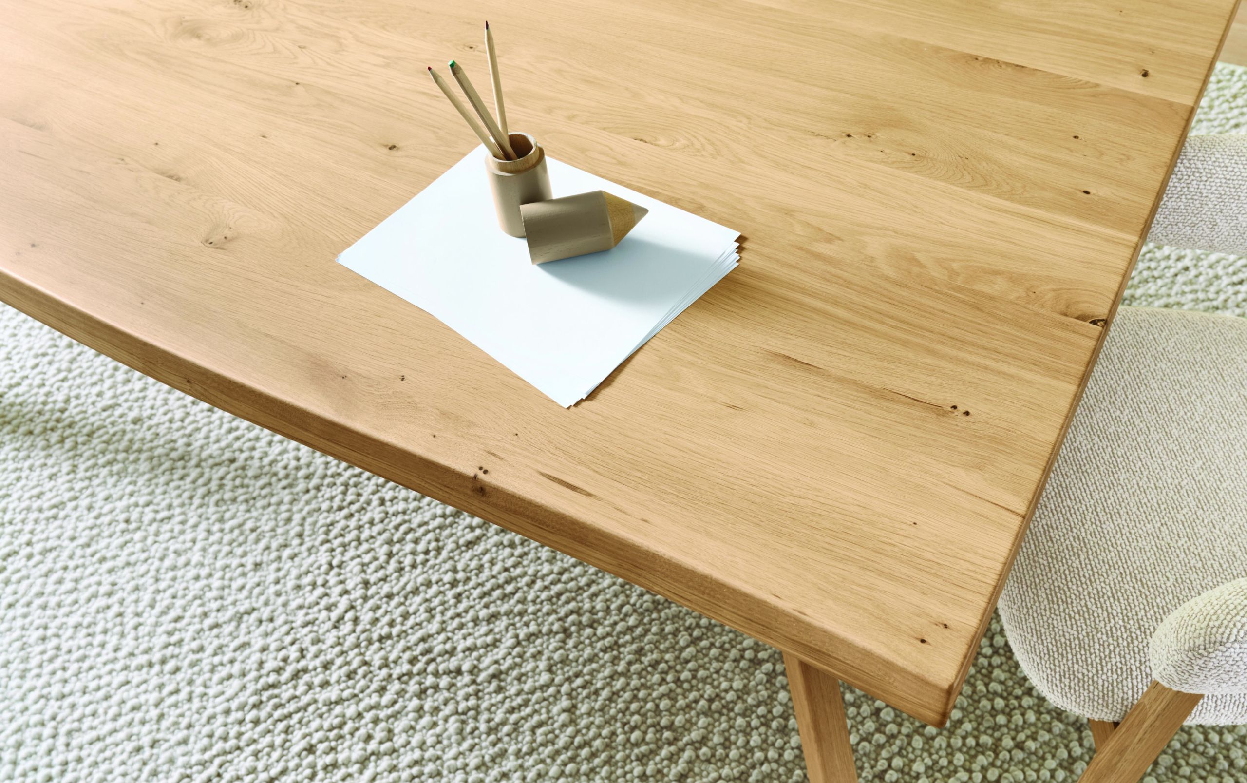Esstisch Tineo – LB ca. 200×100 cm, Charaktereiche massiv
