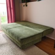 Schlafsofa Carmona – 2-Sitzer inkl. Schlaffunktion und Bettkasten, Stoff, Grün