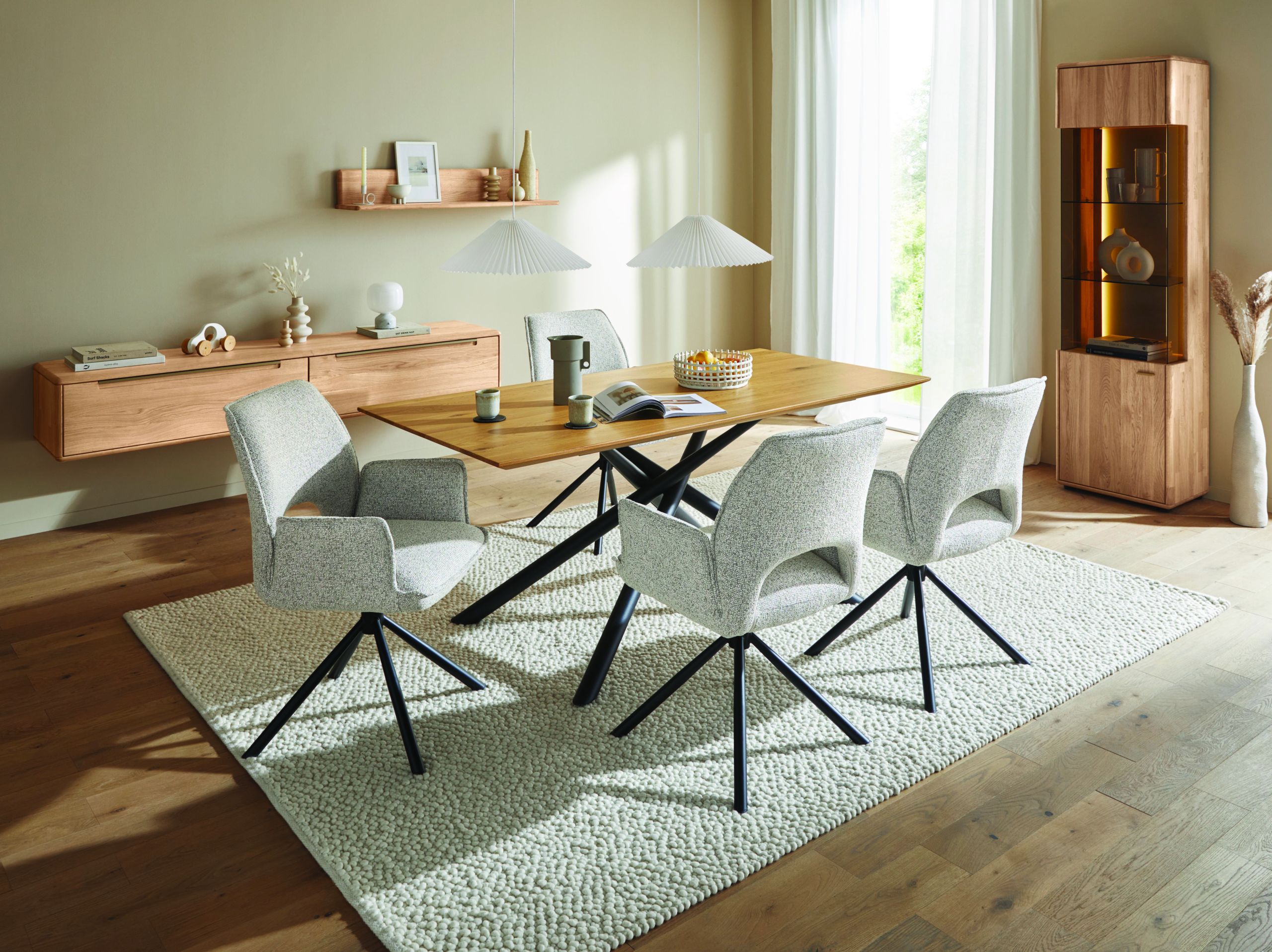 Esstisch Tineo – LB ca. 180 x 90 cm, Charaktereiche massiv