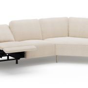 Ecksofa Leona – 2,5-Sitzer mit Ecke rechts inkl. Relaxfunktion motorisch, Stoff, Creme