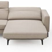 Ecksofa Rafaela 2.0 – 2,5-Sitzer mit Longchair rechts inkl. Sitzvorzug, Kopteilverstellung motorisch und Relaxfunktion motorisch im Longchair, Leder, Champagner